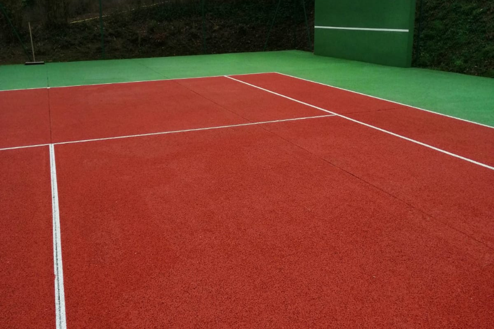 Béton poreux terrain de tennis